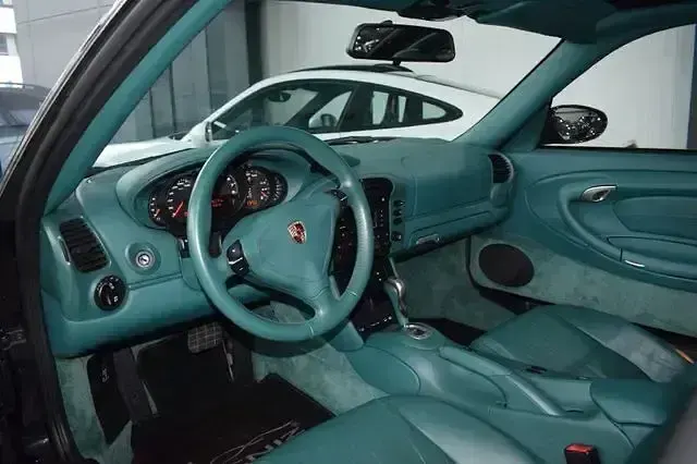 Używany Porsche 996 320 KM (235 kW) 2002 Czarny