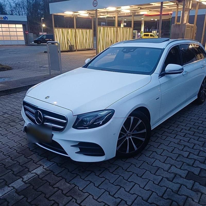 Second-hand Mercedes E220 194 CP (142 kW) 2020 Alb Break