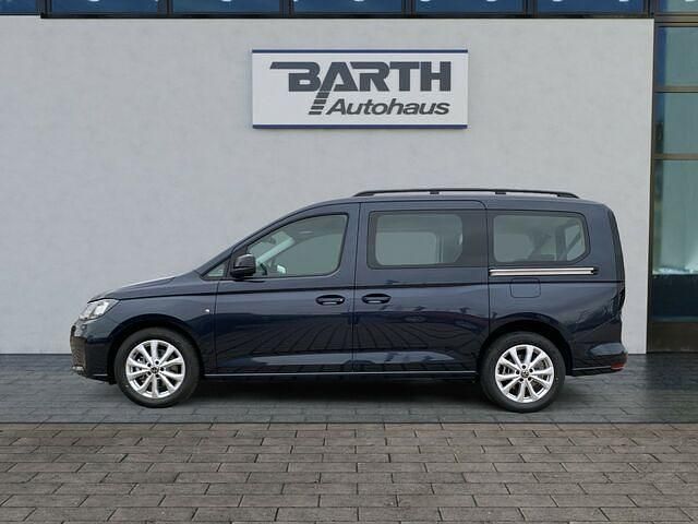 Second-hand VW Caddy Maxi Basis 122 CP (89 kW) 2024 Albastru Monovolum