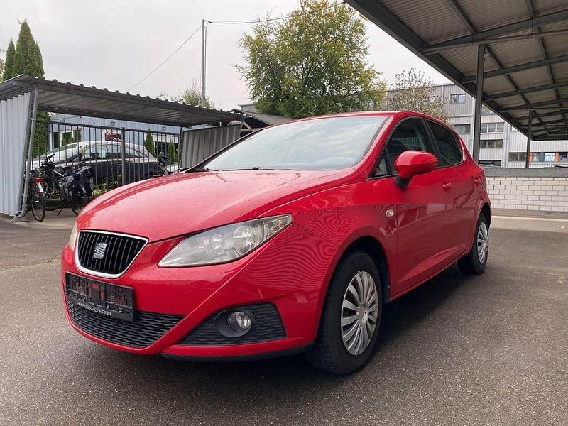 Rot Gebraucht 2010 Seat Ibiza Sport Limousine | 3.299 € (Guter Preis) - Bild 1/4