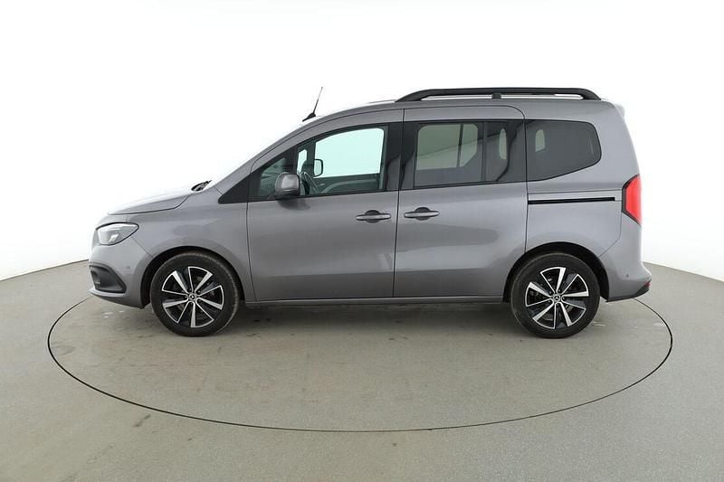 Używany Mercedes T180 Progressive 116 KM (85 kW) 2023 Szary Minivan
