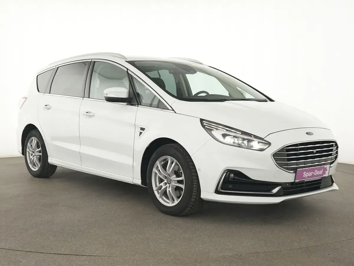 Gebraucht Ford S-MAX Titanium 150 PS (110 kW) 2021 Weiß Van / Kleinbus