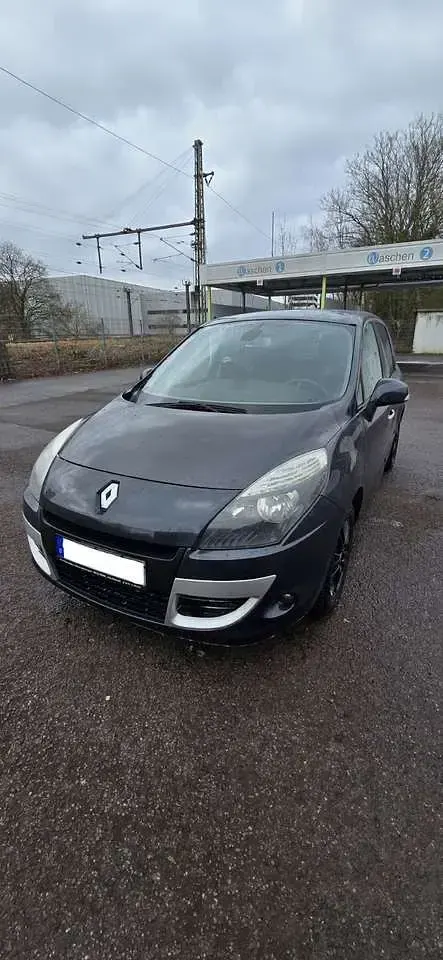 Gebraucht Renault Scénic III Dynamique 131 PS (96 kW) 2011 Kombi