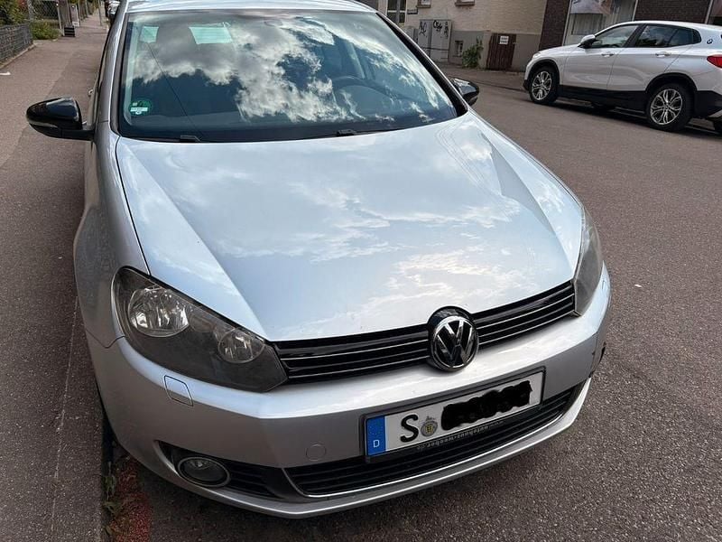 Silber Gebraucht 2011 VW Golf VI Style Limousine | 5.000 € (Guter Preis) - Bild 1/4