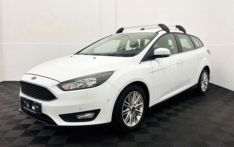 Weiß Gebraucht 2018 Ford Focus Cool & Connect Kombi | 6.999 € (Superpreis) - Bild 1/4