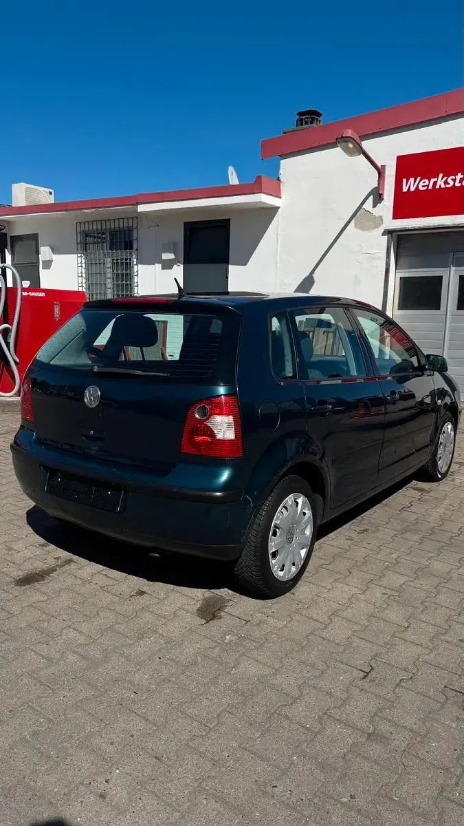 Gebraucht VW Polo 64 PS (47 kW) 2002 Grün Kleinwagen
