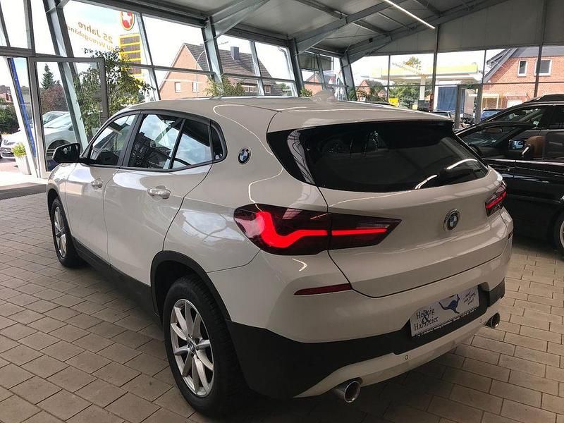 Gebraucht BMW X2 Advantage 150 PS (110 kW) 2020 Alpinweiss 3 SUV