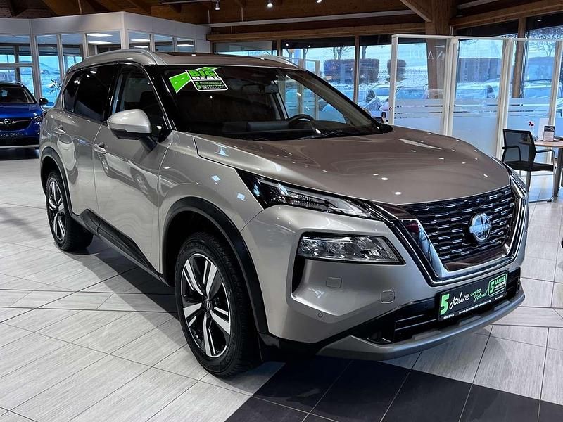 Gebraucht Nissan X-Trail N-Connecta 163 PS (119 kW) 2022 Champagne silver SUV