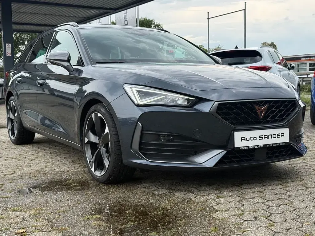 Gebraucht Cupra Leon 150 PS (110 kW) 2023 Grau Limousine