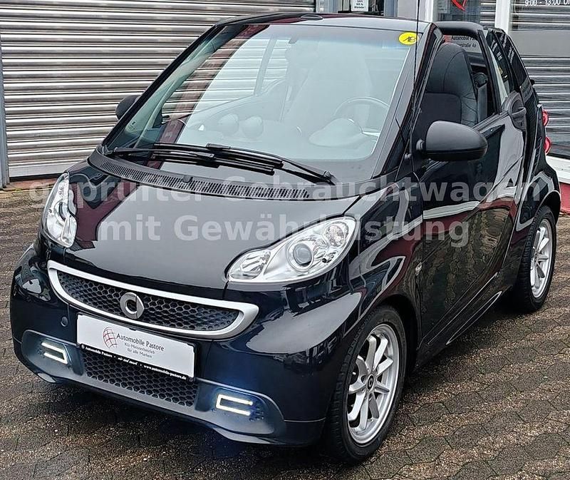 Gebraucht Smart ForTwo Cabrio 71 PS (52 kW) 2015 Schwarz Cabrio