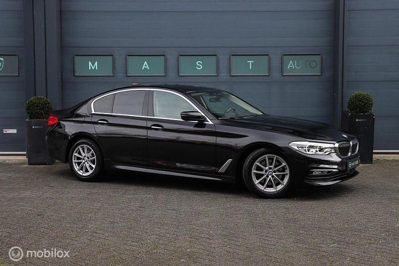 Gebraucht BMW 520 Executive 190 PS (139 kW) 2017 Schwarz Limousine