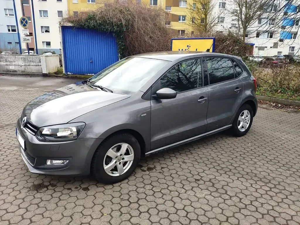 Gebraucht VW Polo Life 90 PS (66 kW) 2014 Grau Limousine