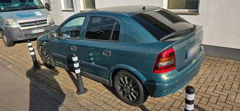 Gebraucht Opel Astra 101 PS (74 kW) 2002 Kleinwagen