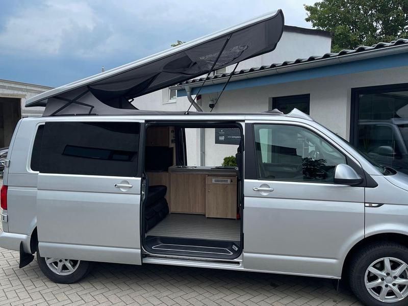 Gebraucht VW Transporter 140 PS (102 kW) 2016 Silber Van