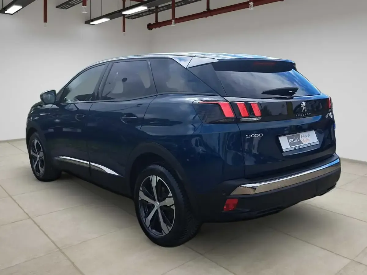 Gebraucht Peugeot 3008 131 PS (96 kW) 2023 Blau Limousine