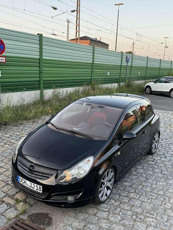 Gebraucht Opel Corsa 150 PS (110 kW) 2008 Limousine