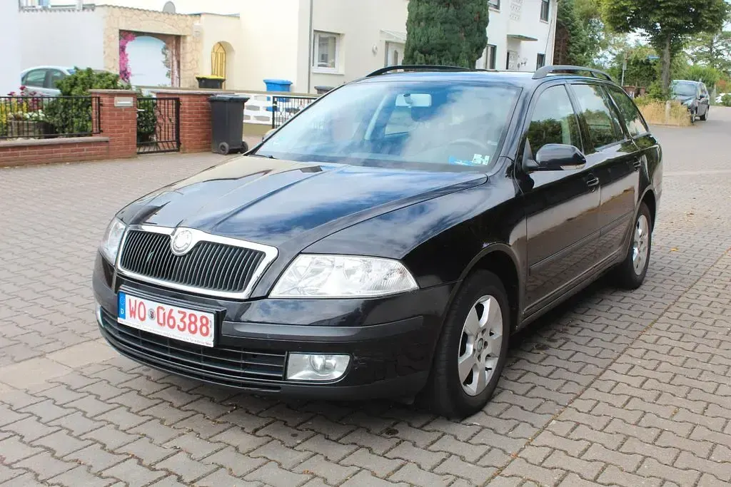 Gebraucht Skoda Octavia Team Edition 105 PS (77 kW) 2007 Schwarz Kombi