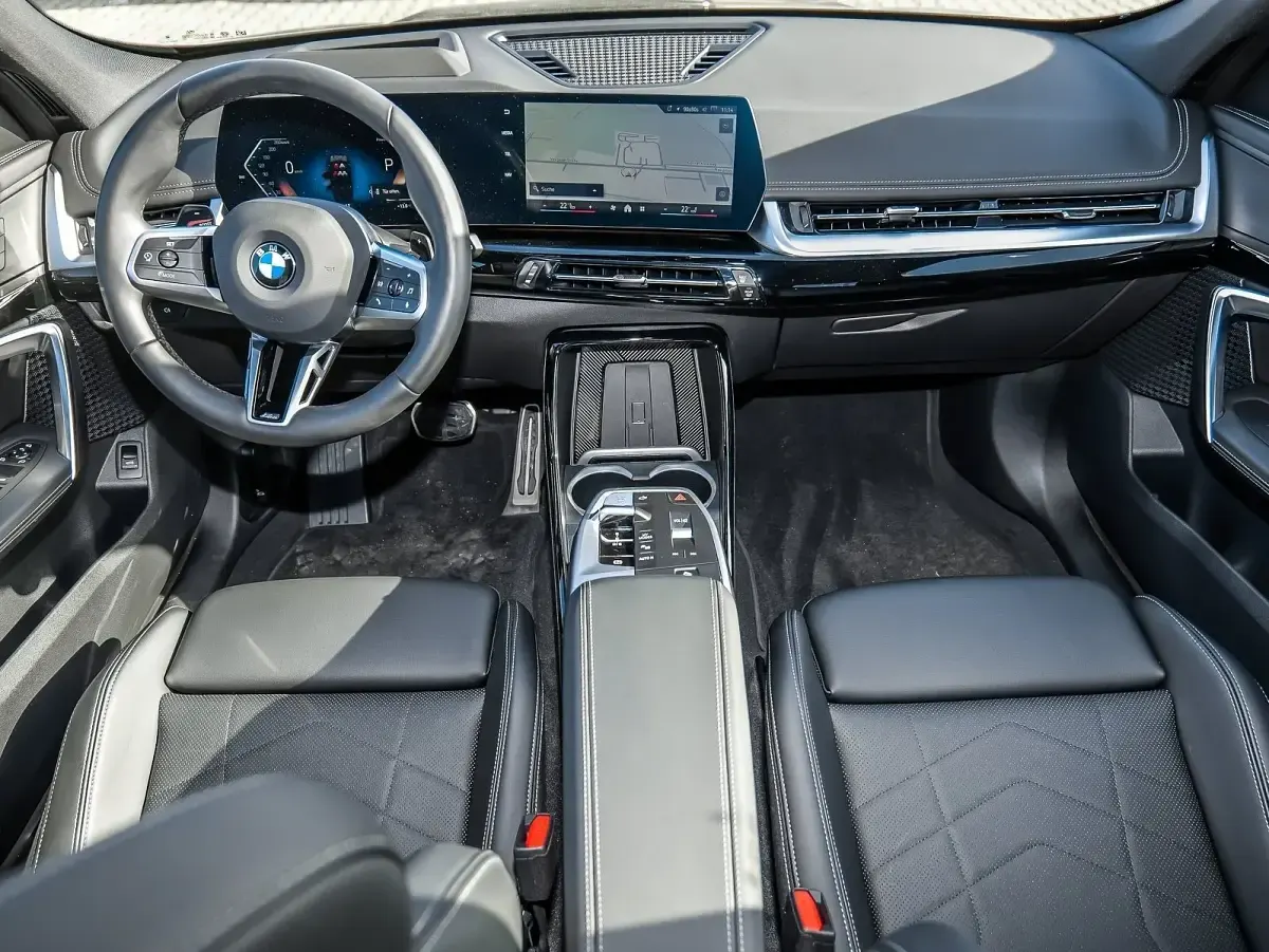 Gebraucht BMW X1 Performance 197 PS (144 kW) 2025 Schwarz SUV