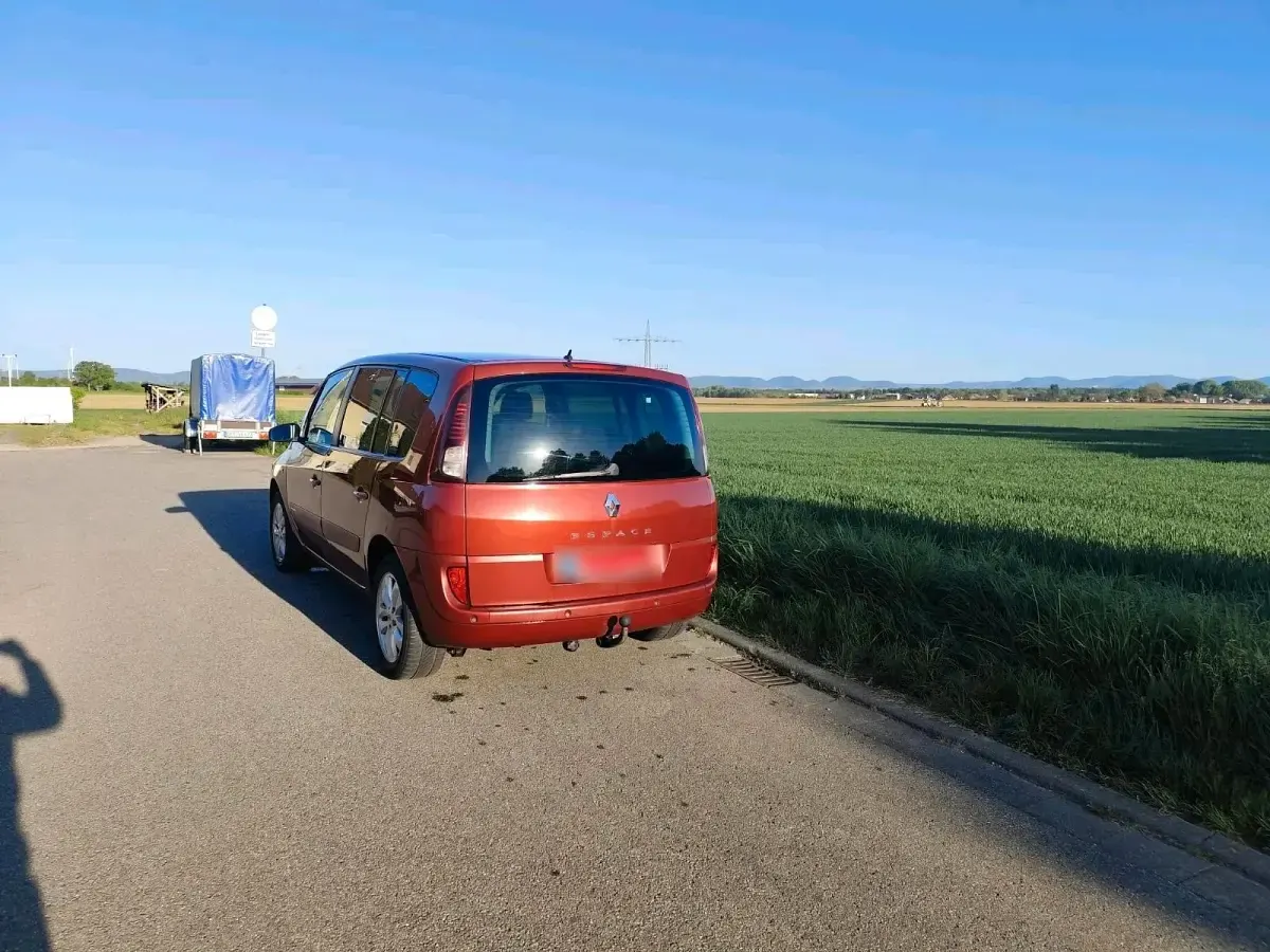 Second-hand Renault Espace 155 CP (114 kW) 2008 Roșu Monovolum