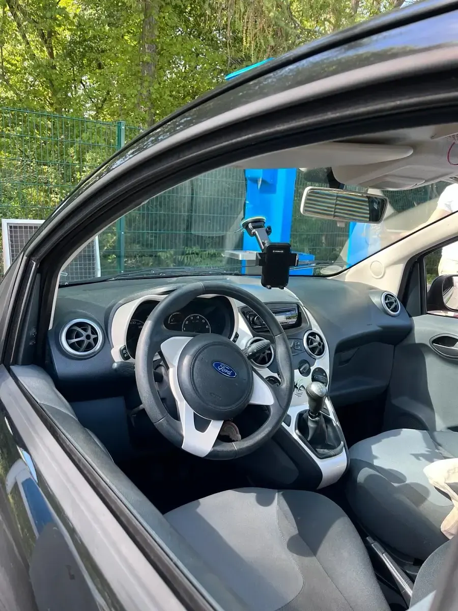 Gebraucht Ford Ka 69 PS (50 kW) 2009 Schwarz Kleinwagen