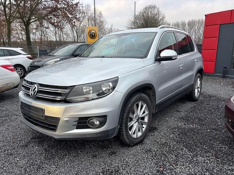 Silber Gebraucht 2011 VW Tiguan Sportline SUV | 7.999 € (Superpreis) - Bild 1/4