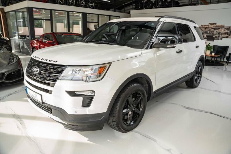 Weiß Gebraucht 2016 Ford Explorer XLT SUV | 26.999 € (Fairer Preis) - Bild 1/4