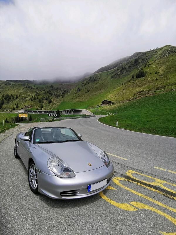 Silber Gebraucht 2004 Porsche 986 Boxster Cabrio | 16.500 € (Etwas zu teuer) - Bild 1/4