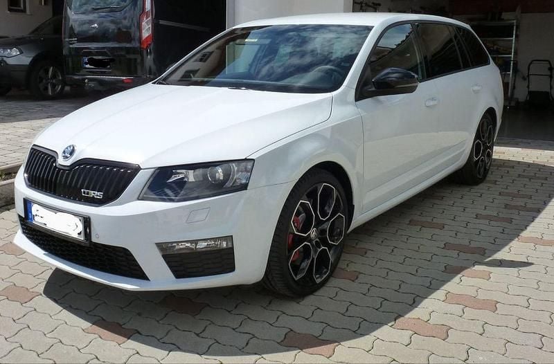 Gebraucht Skoda Octavia RS 230 PS (169 kW) 2016 Weiß Kleinwagen