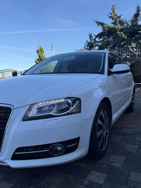 Gebraucht Audi A3 Ambition 140 PS (102 kW) 2012 Weiß Kombi