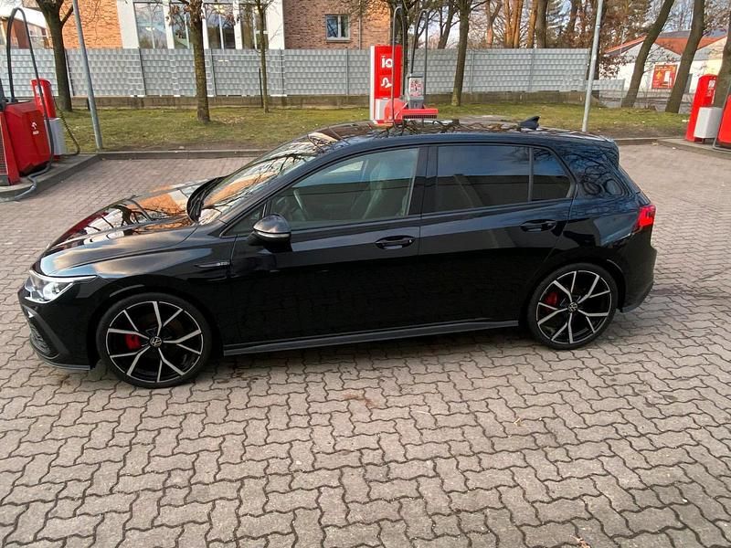 Gebraucht VW Golf VIII GTD 200 PS (147 kW) 2022 Schwarz Limousine