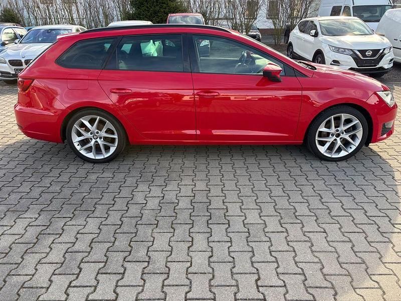 Gebraucht Seat Leon ST FR 184 PS (135 kW) 2015 Rot Kombi