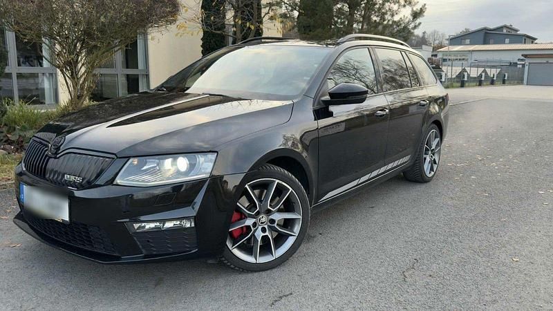 Schwarz Gebraucht 2015 Skoda Octavia RS Kombi | 9.220 € (Superpreis) - Bild 1/4
