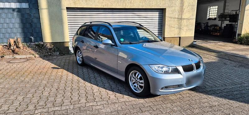 Gebraucht BMW 320 150 PS (110 kW) 2006 Kombi