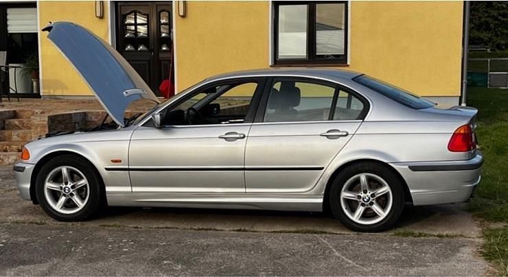 Silber Gebraucht 1999 BMW 320 Limousine | 3.900 € (Fairer Preis) - Bild 1/4