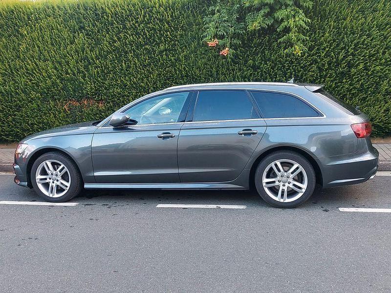 Gebraucht Audi A6 Sport 190 PS (139 kW) 2017 Grau Kombi