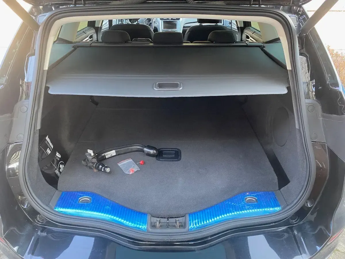 Gebraucht Ford Mondeo Titanium 150 PS (110 kW) 2017 Schwarz Kombi