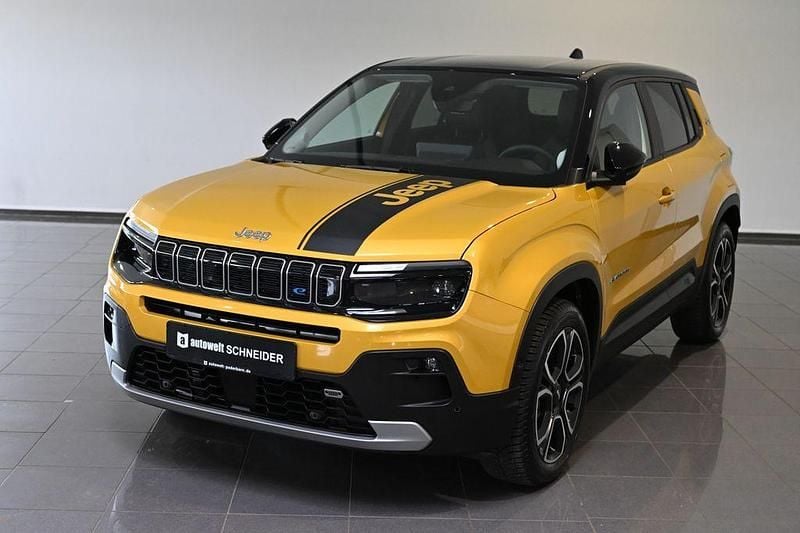 Gelb yellow launch metallic (metallic) Gebraucht 2023 Jeep Avenger EV Summit SUV | 24.650 € (Guter Preis) - Bild 1/4