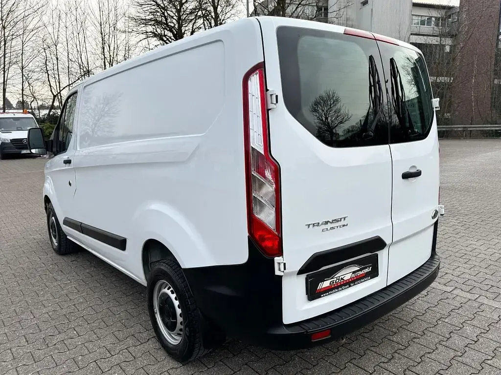 Gebraucht Ford Transit Custom 107 PS (78 kW) 2021 Weiß Limousine