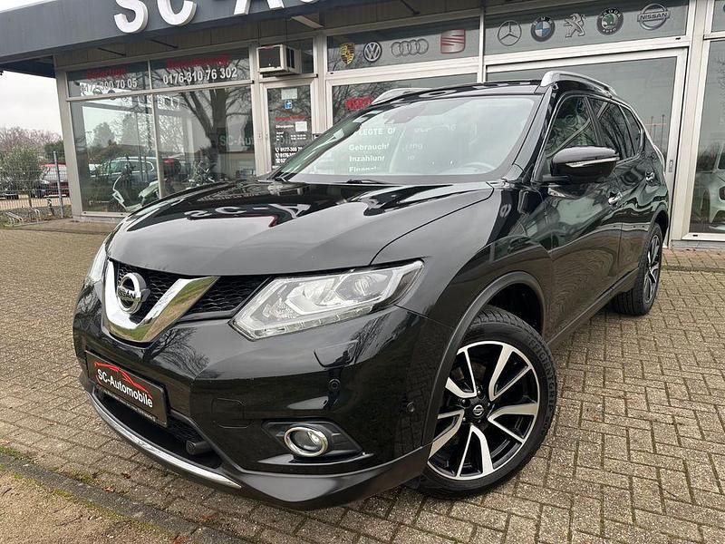 Schwarz Gebraucht 2015 Nissan X-Trail 360º SUV | 13.890 € (Fairer Preis) - Bild 1/4