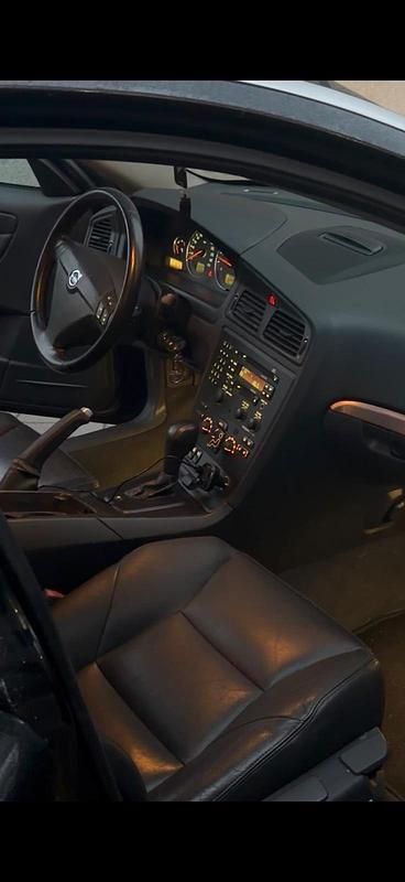 Gebraucht Volvo S60 170 PS (125 kW) 2004 Schwarz Limousine