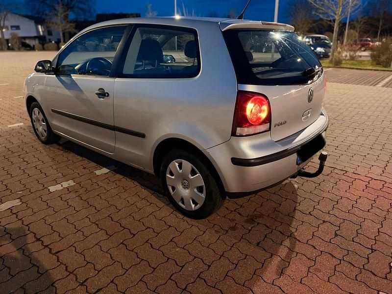 Gebraucht VW Polo 54 PS (39 kW) 2006 Silber Kleinwagen