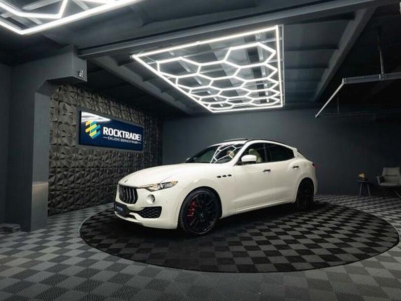 Gebraucht Maserati GranSport 430 PS (316 kW) 2016 Weiss Limousine