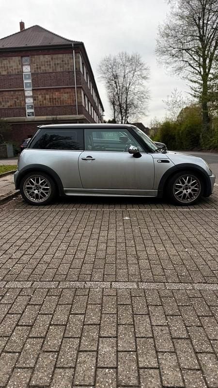 Gebraucht Mini John Cooper Works 116 PS (85 kW) 2004 Silber Kleinwagen