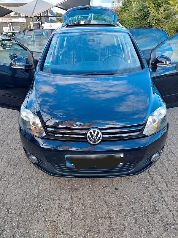 Schwarz Gebraucht 2012 VW Golf VII Match Limousine | 6.500 € (Guter Preis) - Bild 1/4