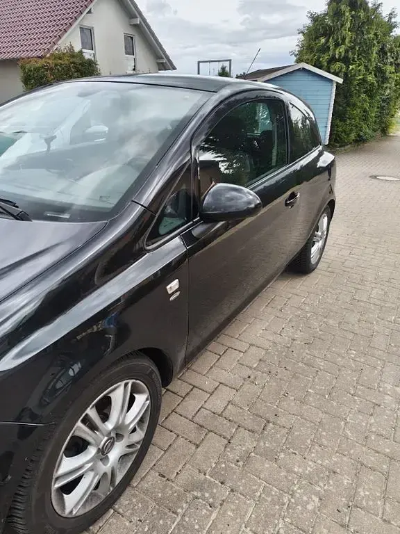 Gebraucht Opel Corsa Satellite 87 PS (63 kW) 2012 Schwarz Kleinwagen