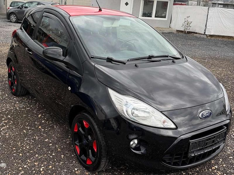 Gebraucht Ford Ka Titanium 69 PS (50 kW) 2015 Schwarz Limousine