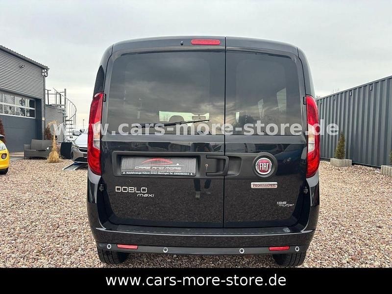 Gebraucht Fiat Doblò 135 PS (99 kW) 2016 Schwarz Van / Kleinbus