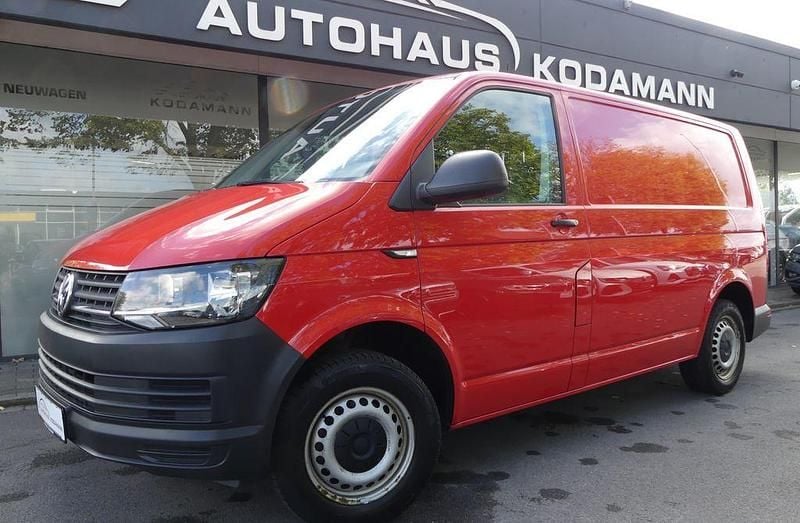 Rot Gebraucht 2017 VW Transporter Van | 10.950 € (Guter Preis) - Bild 1/4