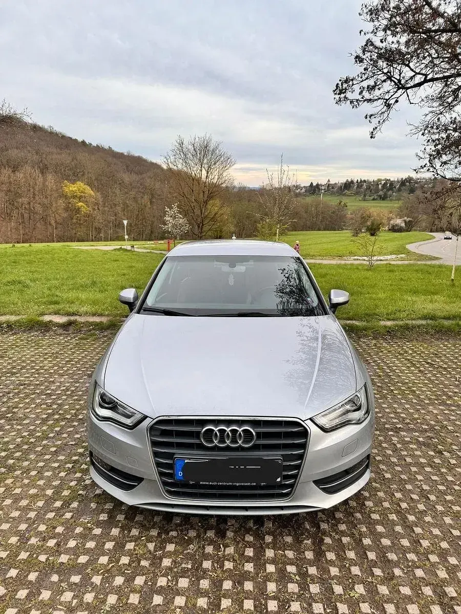 Gebraucht Audi A3 Ambiente 110 PS (80 kW) 2016 Silber Limousine