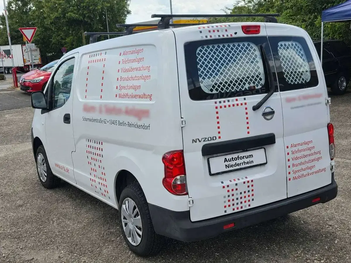 Gebraucht Nissan NV200 Comfort 90 PS (66 kW) 2014 Weiß Van / Kleinbus